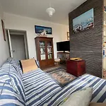 Spacieuse Maison De 190 M2, Jardin, La A 15min A Pied - 6 Personnes *