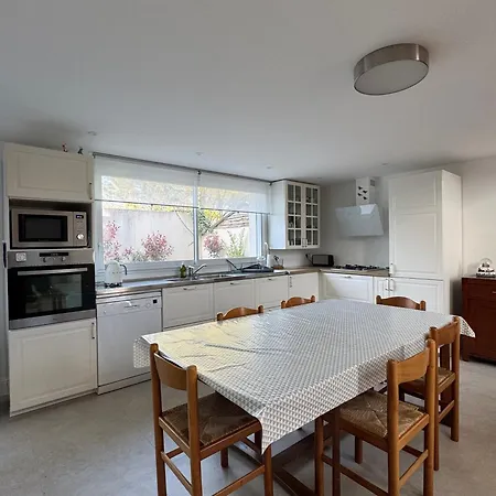 Spacieuse Maison De 180 M2, Jardin, La A 15min A Pied - 6 Personnes Villa Les Sables-d'Olonne