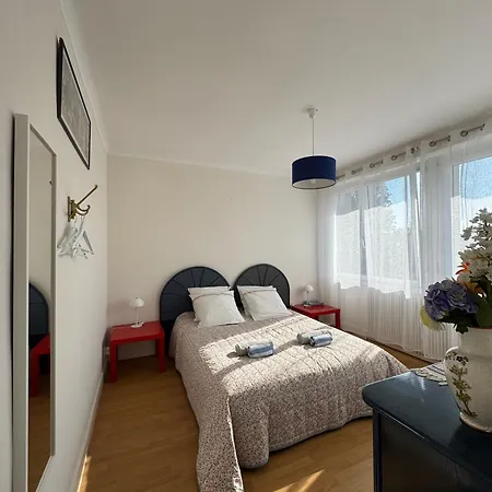 Spacieuse Maison De 190 M2, Jardin, La A 15min A Pied - 6 Personnes