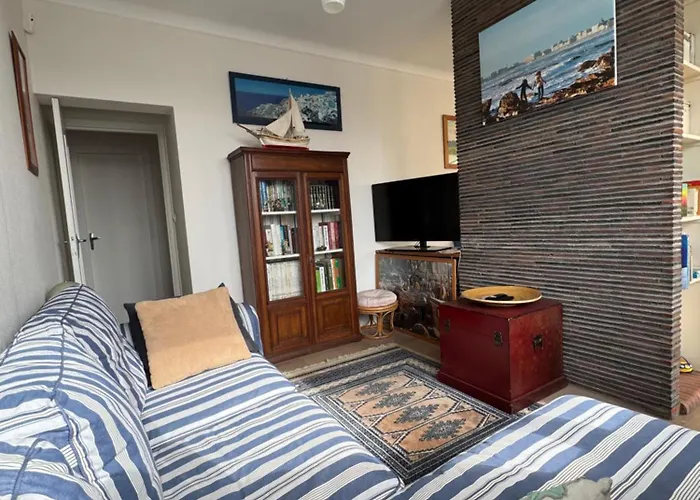 Spacieuse Maison De 190 M2, Jardin, La A 15min A Pied - 6 Personnes *